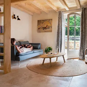 L'heritier, Maison Climatisee, 12pers Avec Piscine Marzens